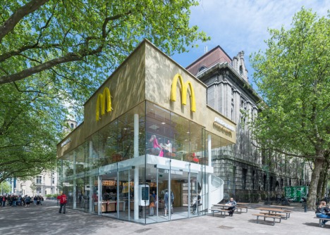 McDonalds-Coolsingel-by-MEI-Architects-and-Planners_dezeen_784_5